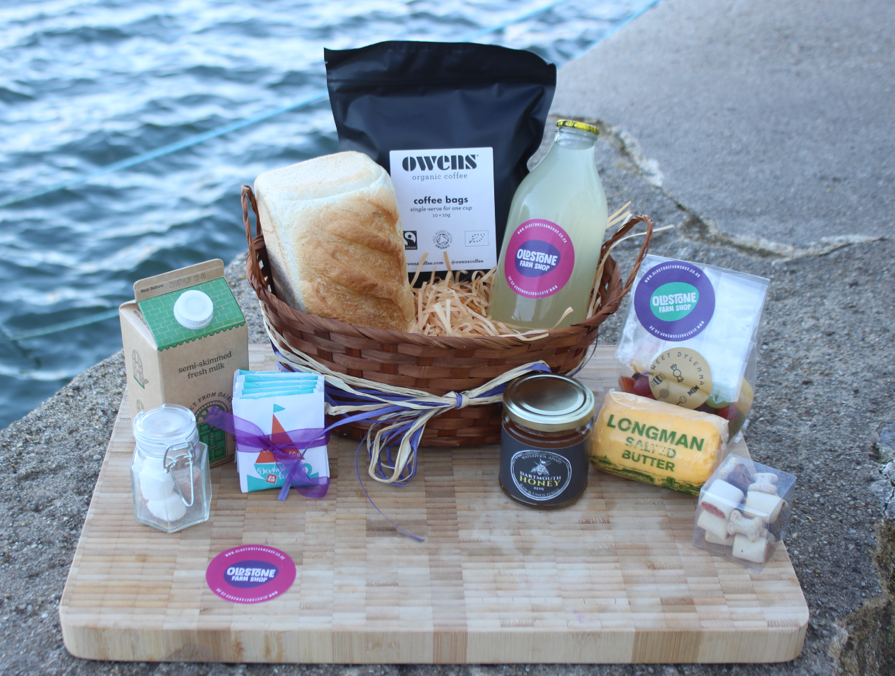 Oldstone welcome Hamper